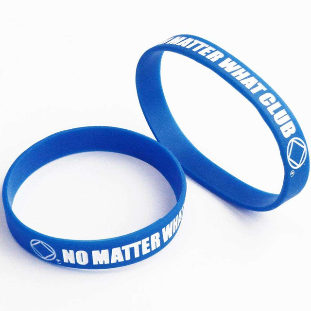 Benutzerdefinierte Logo-Silikon-Armband-Gummi-Armbänder