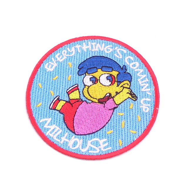 Großhandel OEM Custom Fabric Stickerei Patch für Girly T-Shirt