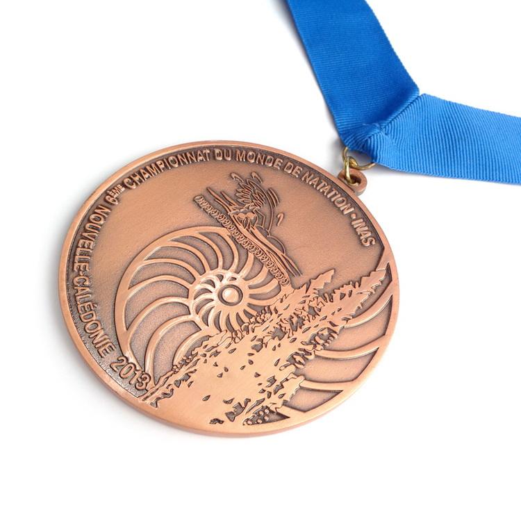 Hochwertige, preiswerte Kabinett-Kuwait-Medaillenlauf, neues Design, ausgezeichnete Qualität, günstige Goldmedaillen