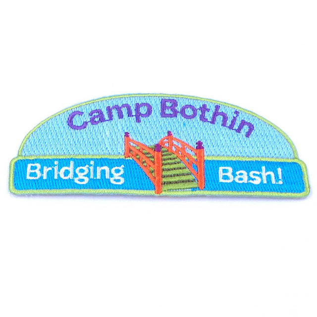 OEM stellt kundenspezifische, luxuriöse, coole Stickerei-Ventralex-Aufnäher für Kleidung her