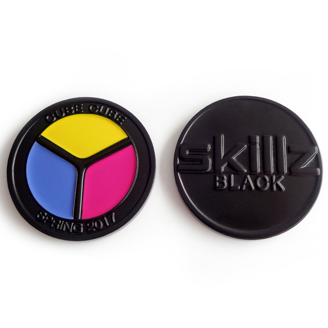 Neues Design, individuelle Souvenirmünze, schwarzes Metall, günstige weiche Emaille-Prägemünze