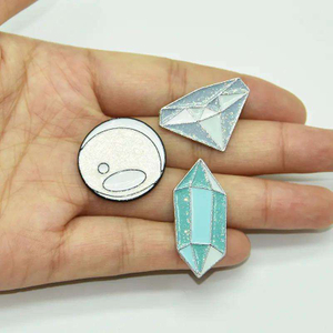 Kein Mindestmaß an Anstecknadelherstellern, die kundenspezifische Anstecknadeln aus hartem und weichem Emaille aus Metall mit Diamanten herstellen